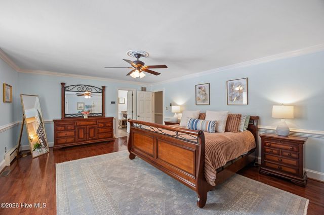 120 Robin Road, Greenville, NC 27858