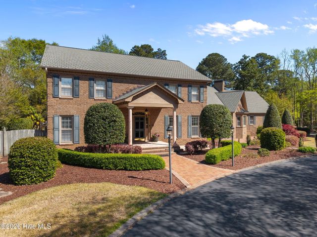 120 Robin Road, Greenville, NC 27858