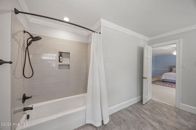 120 Robin Road, Greenville, NC 27858