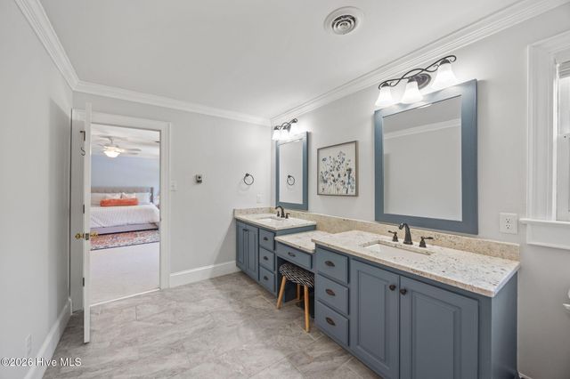 120 Robin Road, Greenville, NC 27858