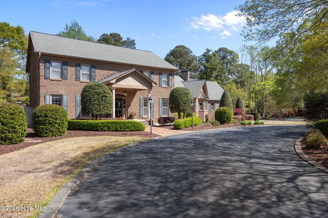 120 Robin Road, Greenville, NC 27858