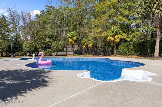 120 Robin Road, Greenville, NC 27858