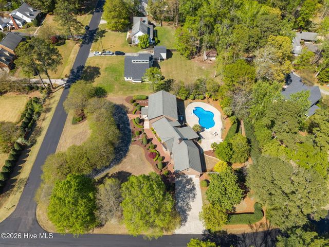 120 Robin Road, Greenville, NC 27858