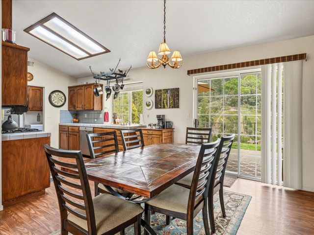 6132 Chowchilla Mountain Road, Mariposa, CA 95338