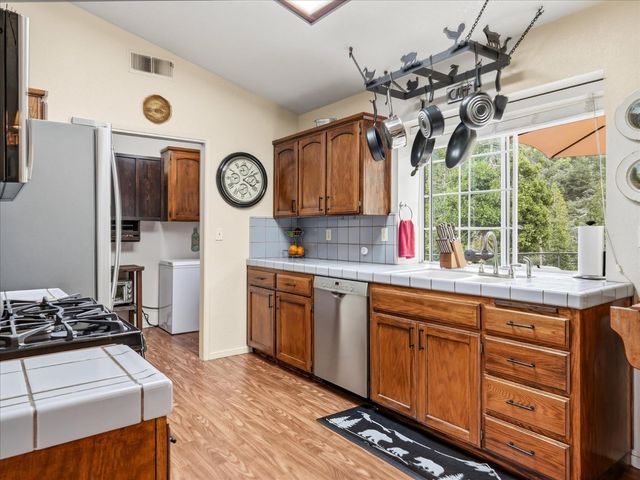 6132 Chowchilla Mountain Road, Mariposa, CA 95338