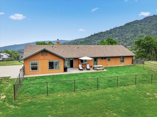 6132 Chowchilla Mountain Road, Mariposa, CA 95338