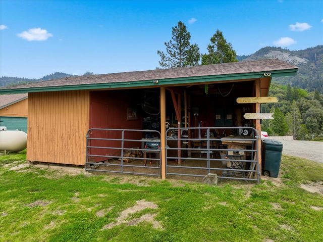 6132 Chowchilla Mountain Road, Mariposa, CA 95338