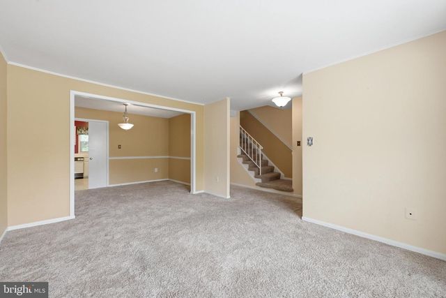 9937 WHITEWATER DR, Burke, VA 22015