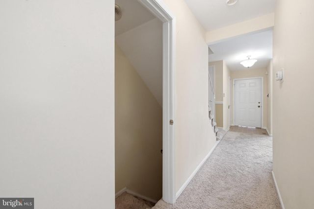 9937 WHITEWATER DR, Burke, VA 22015