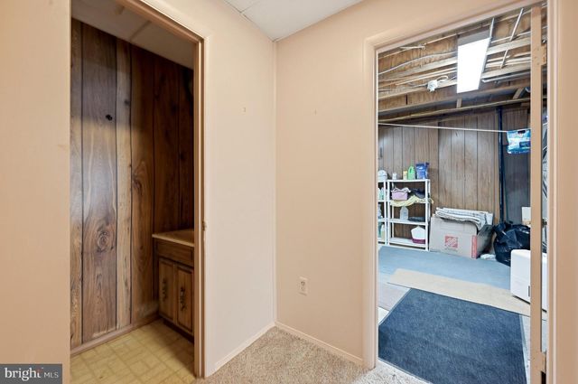 9937 WHITEWATER DR, Burke, VA 22015