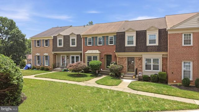 9937 WHITEWATER DR, Burke, VA 22015