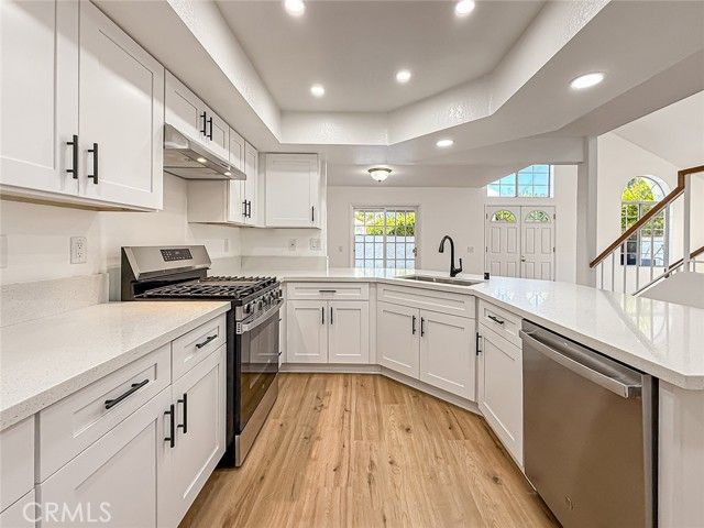 206 Camino Cortina, Camarillo, CA 93010
