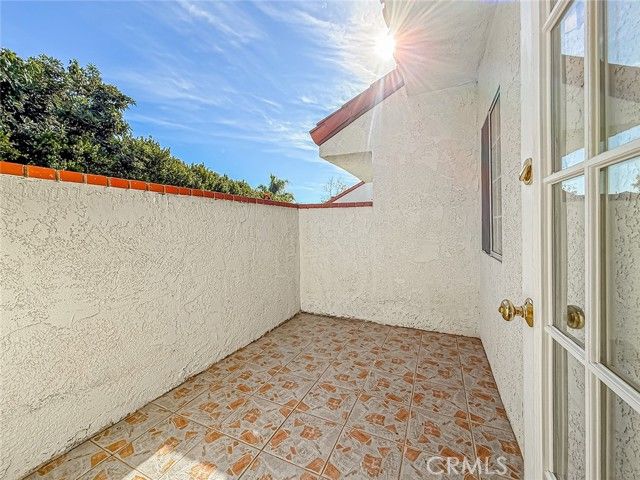 206 Camino Cortina, Camarillo, CA 93010