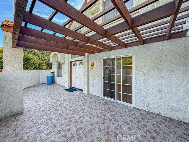 206 Camino Cortina, Camarillo, CA 93010