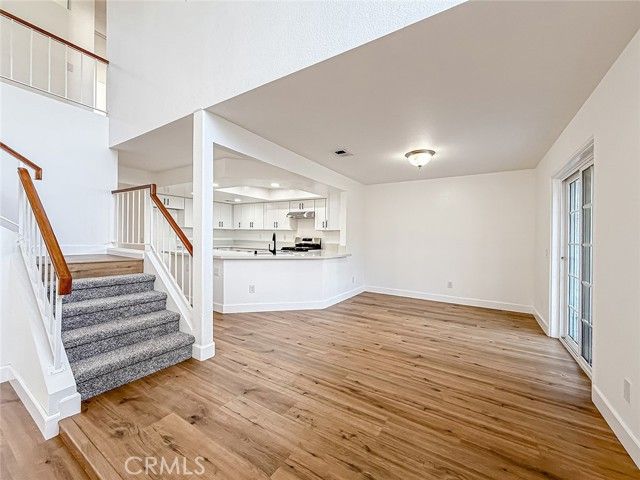 206 Camino Cortina, Camarillo, CA 93010