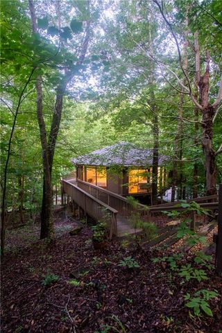 40 Treetopper Lane, Jasper, GA 30143