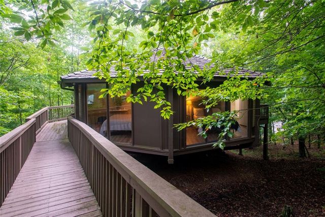 40 Treetopper Lane, Jasper, GA 30143