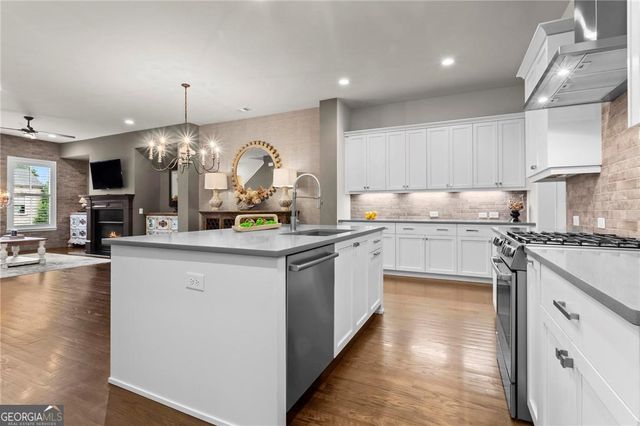 3435 Landen Pine Court NE, Atlanta, GA 30305