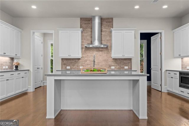 3435 Landen Pine Court NE, Atlanta, GA 30305
