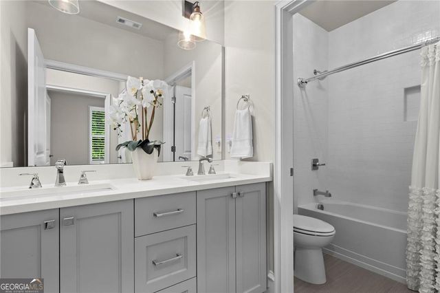 3435 Landen Pine Court NE, Atlanta, GA 30305