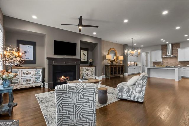 3435 Landen Pine Court NE, Atlanta, GA 30305