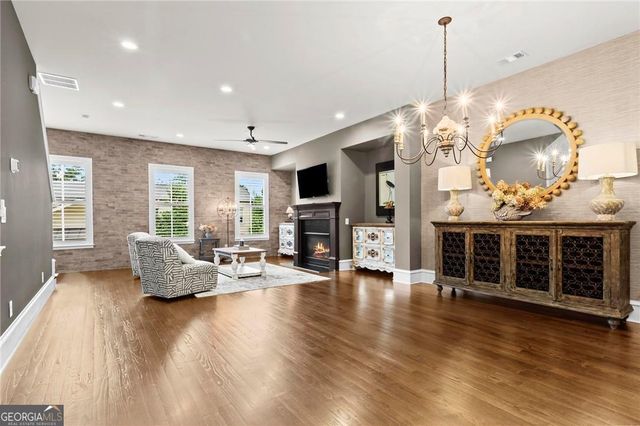 3435 Landen Pine Court NE, Atlanta, GA 30305