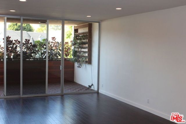 11044 OPHIR Drive 401, Los Angeles, CA 90024