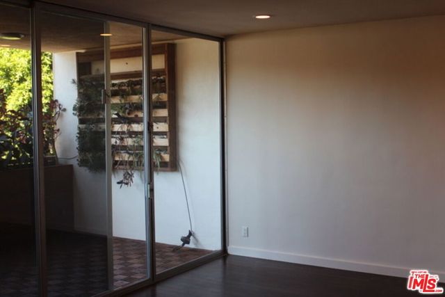 11044 OPHIR Drive 401, Los Angeles, CA 90024