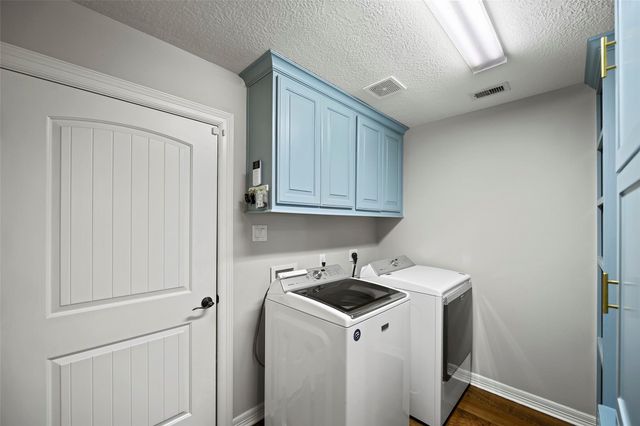 5649 Pioneer Trail, Sealy, TX 77474