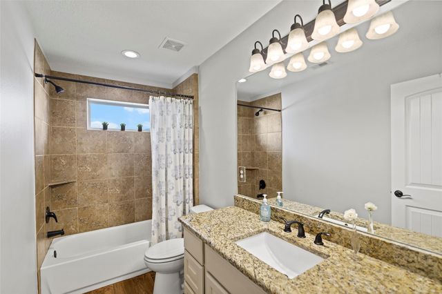 5649 Pioneer Trail, Sealy, TX 77474