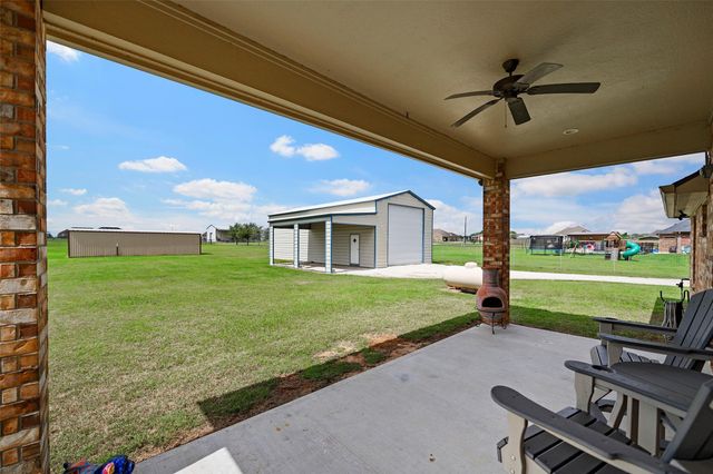 5649 Pioneer Trail, Sealy, TX 77474
