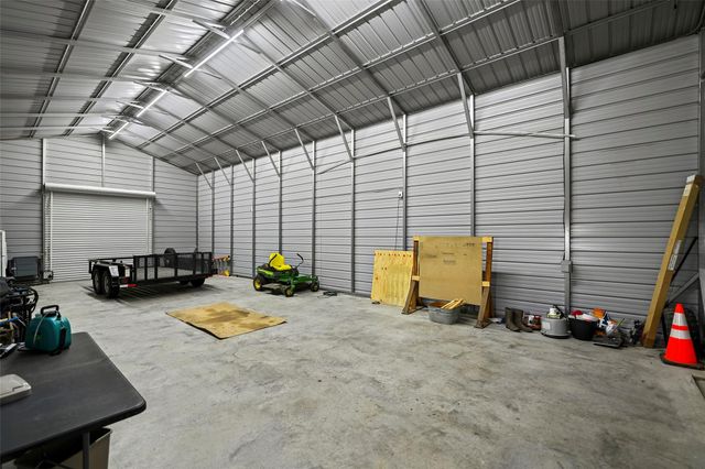 5649 Pioneer Trail, Sealy, TX 77474
