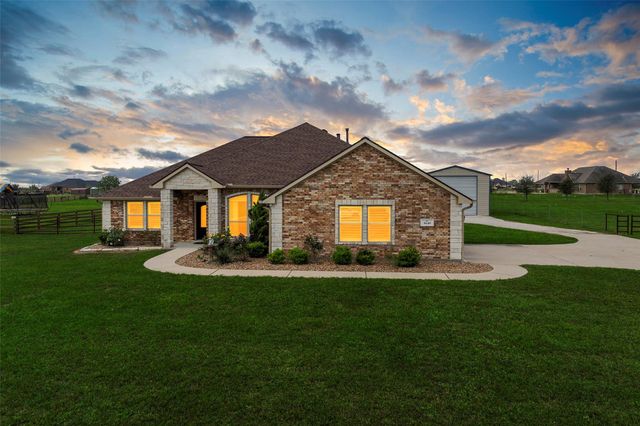 5649 Pioneer Trail, Sealy, TX 77474