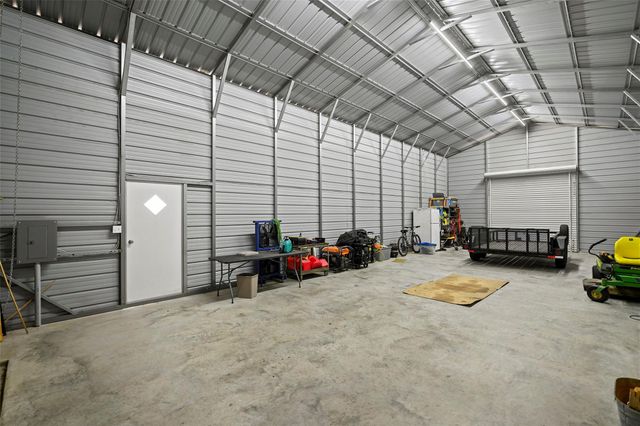 5649 Pioneer Trail, Sealy, TX 77474