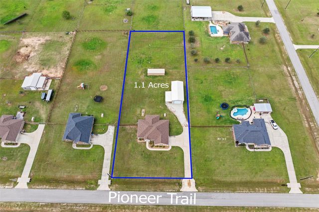 5649 Pioneer Trail, Sealy, TX 77474
