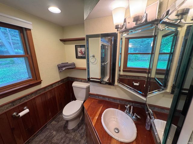 4310 W Lost Mans Lane, Bloomington, IN 47404