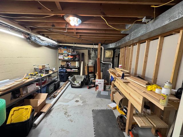 4310 W Lost Mans Lane, Bloomington, IN 47404