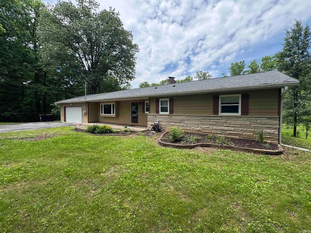 4310 W Lost Mans Lane, Bloomington, IN 47404