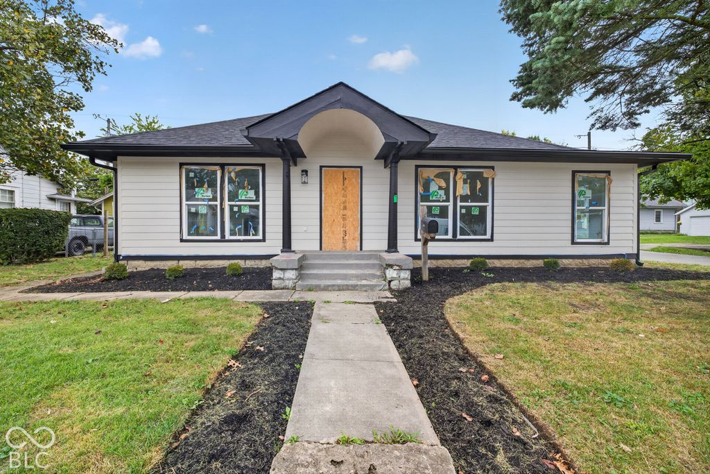 701 Carlyle Place, Indianapolis, IN 46201
