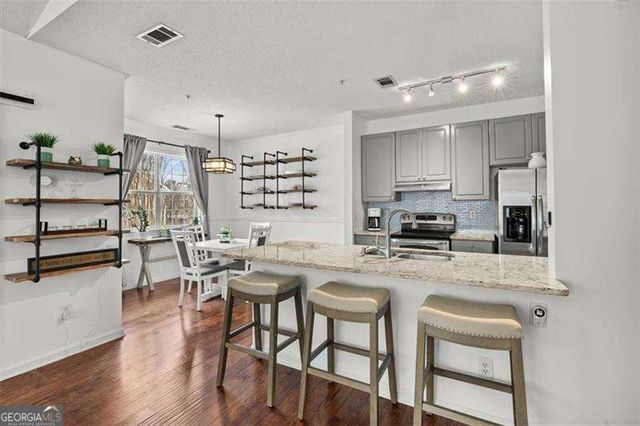 7104 Woodland Lane, Alpharetta, GA 30009