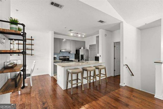 7104 Woodland Lane, Alpharetta, GA 30009