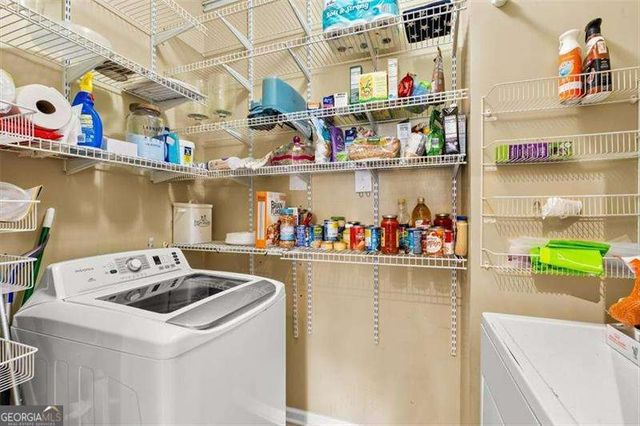 7104 Woodland Lane, Alpharetta, GA 30009