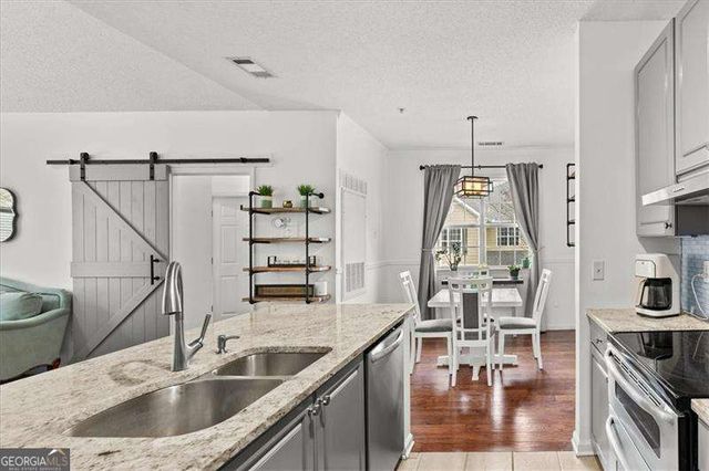 7104 Woodland Lane, Alpharetta, GA 30009