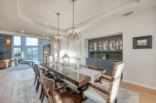 16115 Deer Path Lane, Clovis, CA 93619