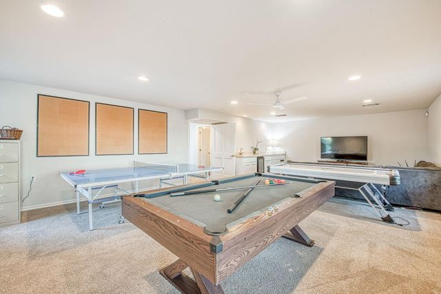 16115 Deer Path Lane, Clovis, CA 93619