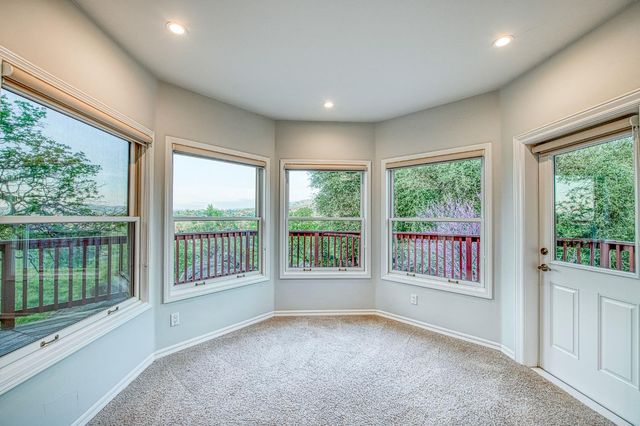 16115 Deer Path Lane, Clovis, CA 93619