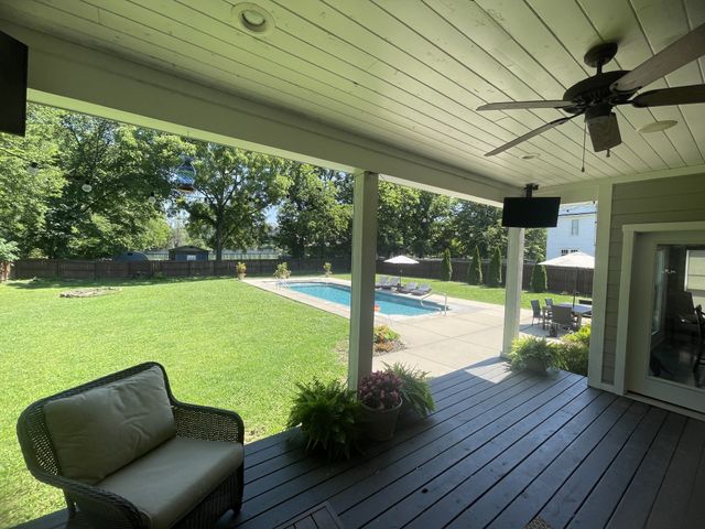 104 Peacock St, Bell Buckle, TN 37020