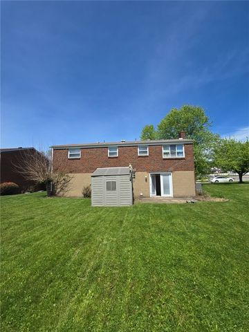 103 Castle Dr, West Mifflin, PA 15122