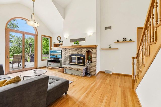 3115 Hawks Haven Trail, Deforest, WI 53532