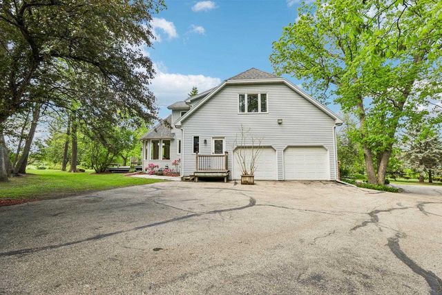 3115 Hawks Haven Trail, Deforest, WI 53532